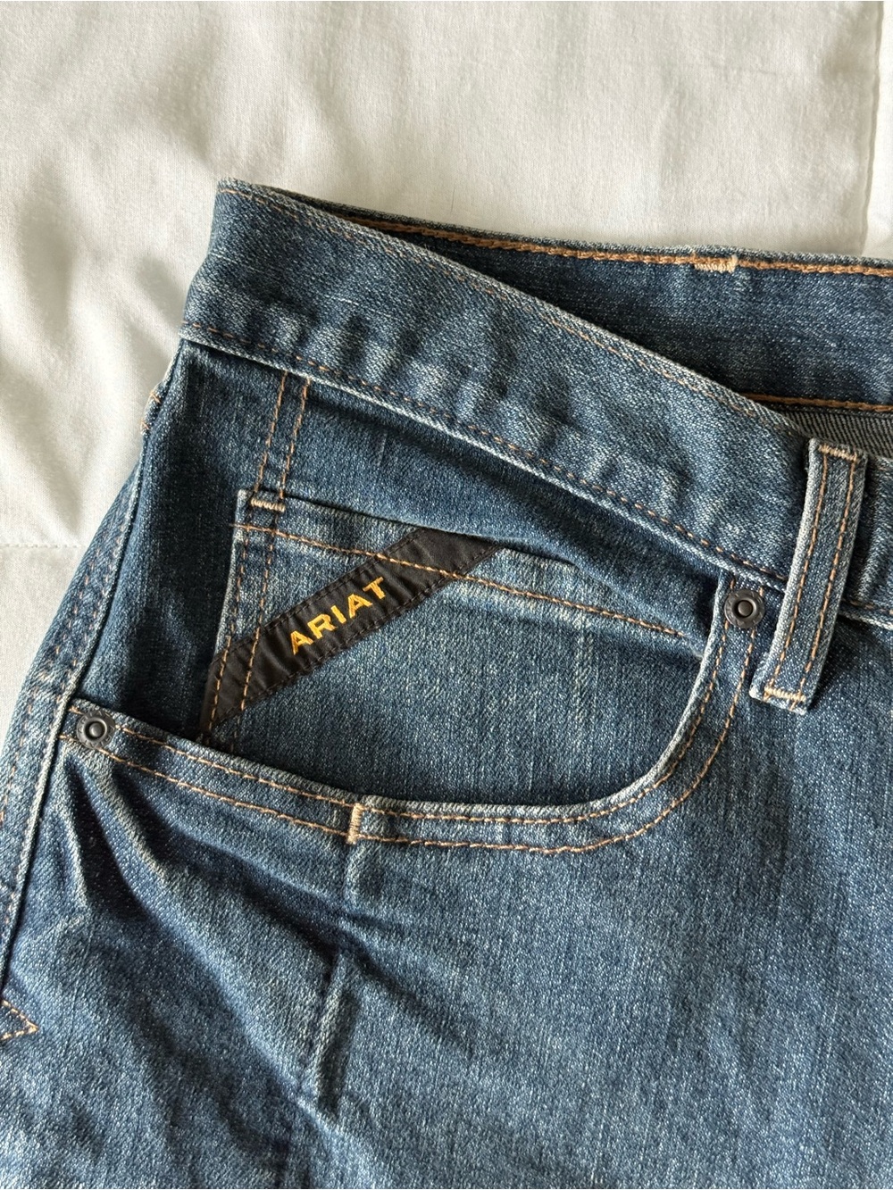 Ariat relaxed boot Jeans - Picture 8 of 11